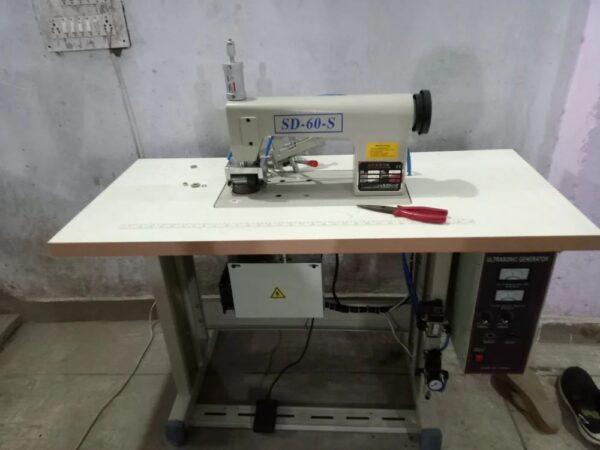 Ultrasonic Non Woven Bag Sewing Machine