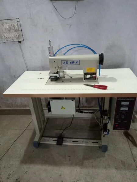Ultrasonic Non Woven Bag Sewing Machine